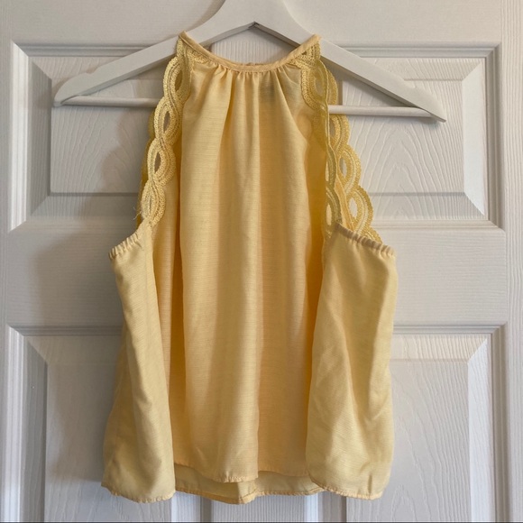 Kendall & Kylie Tops - Kendall & Kylie yellow halter cropped tank